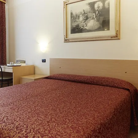 Adele Otel 3*